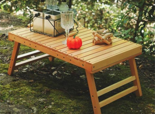 wholesale high quality campers leisure portable foldable a solid wood beech folding outdoor camping table with carry bag